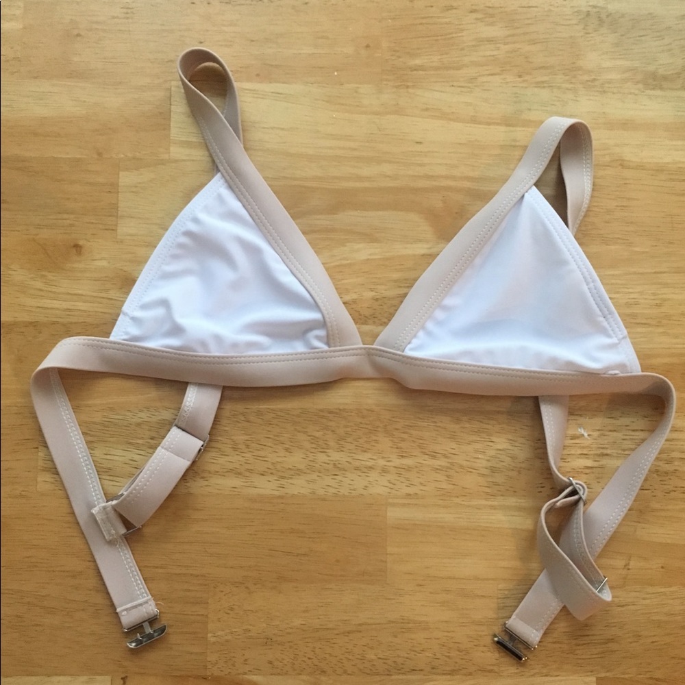 Nude/white bikini top